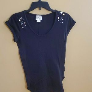 Black shirt